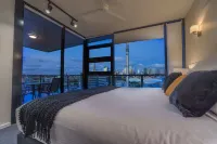 Arena Apartments by CLLIX Hotels in West End