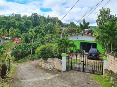 Xpress Vacations Lifestyle Hotel a 