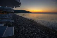 Holiday Apartment Orchidea with Swimming Pool and Private Beach -3