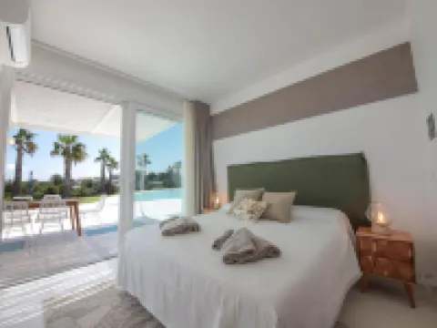 TD Villa Maestrale Luxury Pool & Sea View Hotels in Capitolo