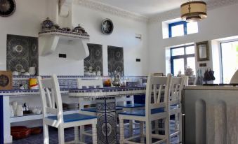 Room in Guest Room - Room in Villa l'Air de La Mer