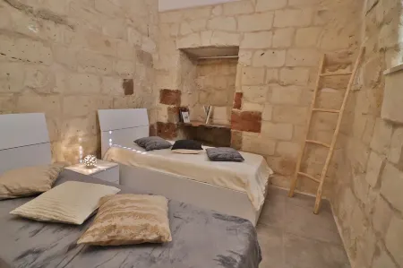 Dimora Storica Rebecca Salento Charm and Modern Comfort in the Heart of Otrant