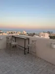 Luxury Rooftop Wifi, AC, Outdoor Barbecue