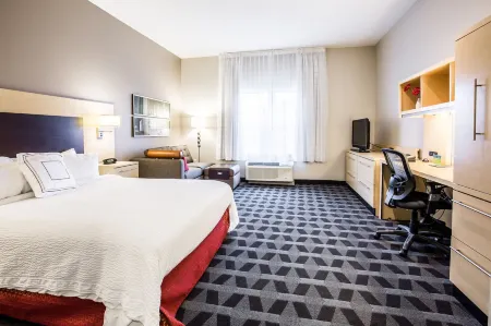 TownePlace Suites Laconia Gilford Отели рядом с достопримечательностью «Gunstock Mountain Resort»