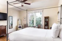 Centrella Hotel, a Kirkwood Collection Hotel