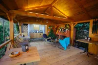 Glamping Martini Kvariati Hotels in Kvariat'i