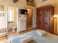 Agriturismo Il Pornelleto - Villa Alari Hotels in Cetona