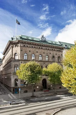 Elite Plaza Hotel