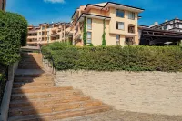 Menada Paradise Dreams Apartments Hotels in Єленіте