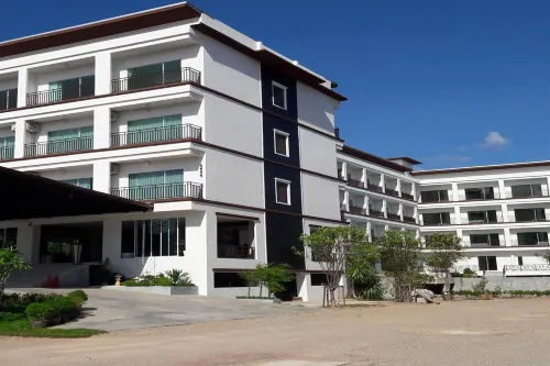 Southgate Residence Hotel