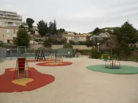 LA BELLE VIE in PROVENCE between  Marseille and Carry-le-Rouet, 5Km from the sea