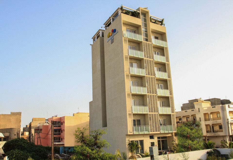 2. 인터내셔널 호텔..