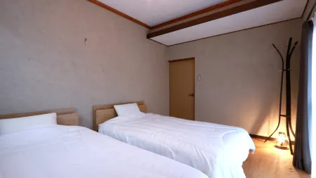 Okuyamato Beer Tap to Bed Отели в г. Уда