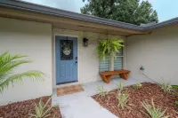 Tampa Zen Escape Heated Pool + Family Oasis with Rhinoceros Views!