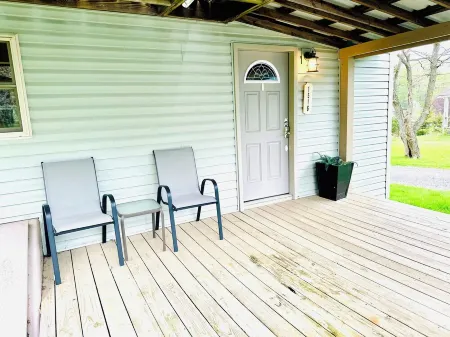 House 20 Minutes from Elk Viewing and 5 Minutes from Local Restaurants!