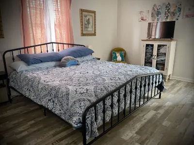 Yellowstone Cottage by the Sea (Gulf Coast Beach)