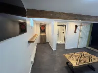 Cheerful 4 Bedroom home close to the waters edge.