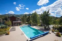 Mountain Views and Heated Pool - Stunning Two Level Retreat