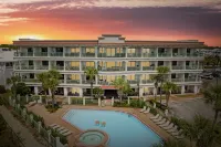 Gorgeous Gulf Views and Spacious Balcony - Elegant Coastal Retreat