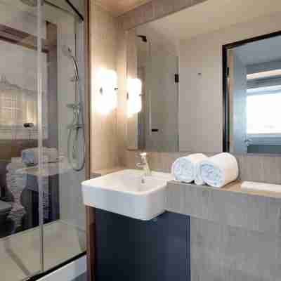 Campanile le Blanc Mesnil Rooms