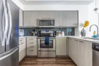 Modern Amenities and Convenient Location - Chic Contemporary Oasis