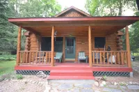 Charming Log Cabin with Fire Pit and Dock - Inviting Northern Retreat Hotels in Forest Home Township