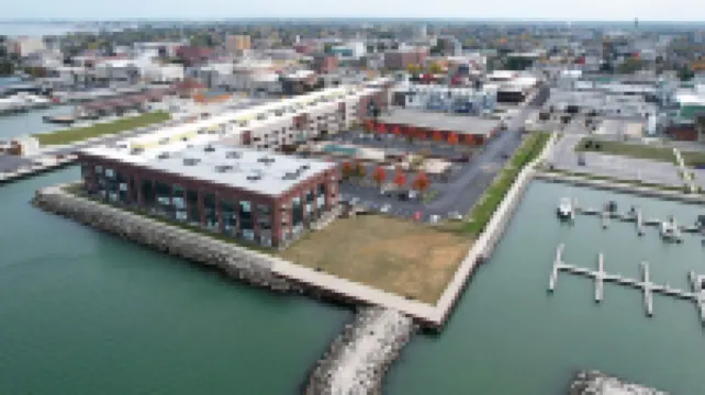 Large Balcony and Access to Pool and Hot Tub - Gorgeous Retreat