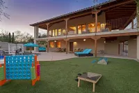 Hot Property/Foothills/Heated Pool/Spa/Sleeps16+