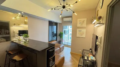 2BR Cozy living mtown near sms mall Hotels in West Pakulonan