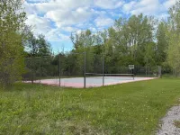 Lakeside Cabin Retreat Relax at Private Lake House!