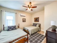 Fire Pit and Grill Near Cedar Point - Spacious Family Retreat