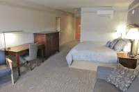 Silver Bay YMCA Inn and Conference Center Hotels in Hague