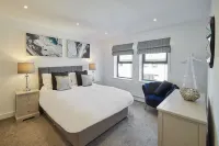 Host & Stay - Beach Pad - balcony