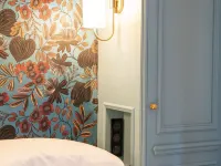 Hotel de Fleurie - Saint-Germain-Des-Pres Hotels near الحي السادس - سان جرمان - لوكسمبورغ