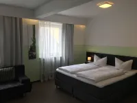 Hotel Augsburg Goldener Falke Hôtels à : NeusaB