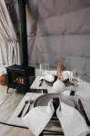 FlowEdge Riverside Getaway Hotels in Elderbank