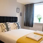 The Sailing Club - 6 Bedroom Hot Tub Town Centre - Balkon