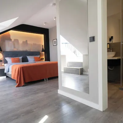 JustStay Ratingen Hotel & Apartments Отели рядом с достопримечательностью «Гоночная трасса Галоппреннбан»