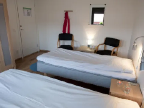 瓦爾貝里桑根酒店及旅舍 圖什比酒店