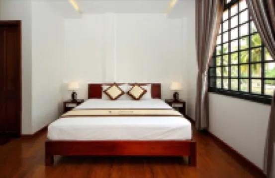 杜鵑花家庭旅館