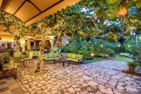 The Emin Pasha Hotel & Spa Kampala Отели в г. 