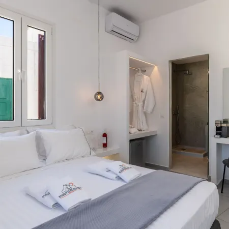 Sunset Paraportiani Rooms Отели рядом с достопримечательностью «Квартал Маленькая Венеция»