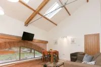 Strawberry Line, Flat 2 Hotels in Wells