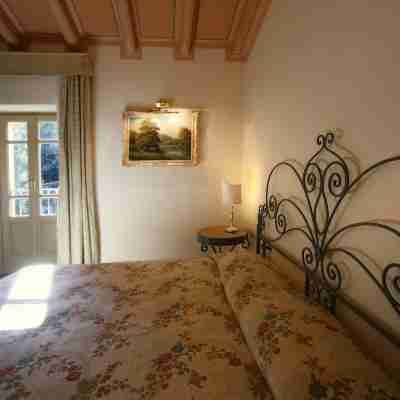 Romantik Hotel Relais Mirabella Iseo Rooms