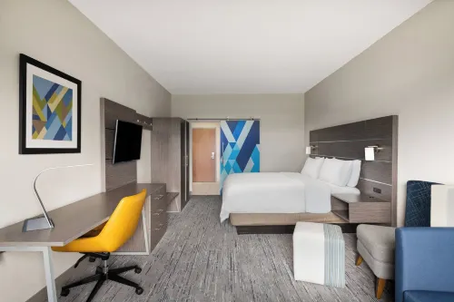 Holiday Inn Express & Suites Boynton Beach West Hotels in Boynton Beach