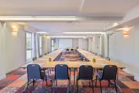 Best Western Plus Hyeres Cote Dazur Hotels in Carqueiranne