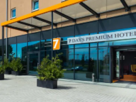 Hotel Campanile Berlin Brandenburg Airport Hotels in Schonefeld