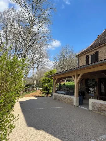 Le Noyer Résidence B&B Отели в г. Сент-Фуа-де-Лонга