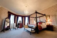 Burton Court Hotels in Pembridge