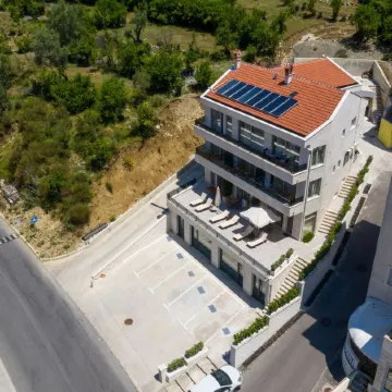 Casa Nuova